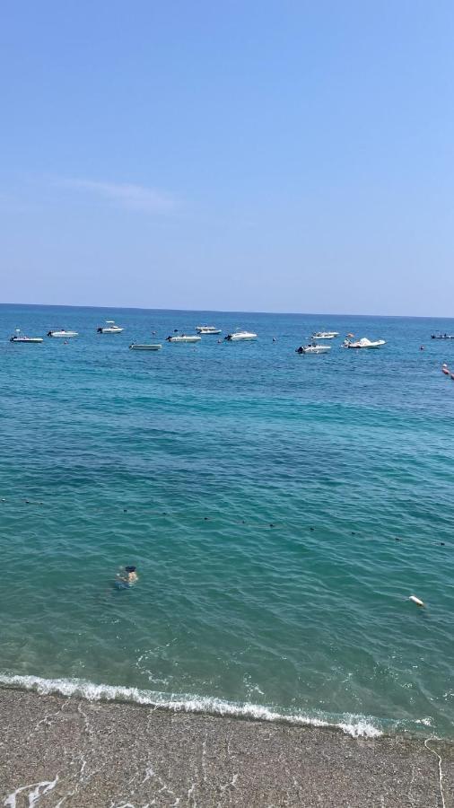 L'Isola Dei Vacanzieri Sant'Andrea Apostolo dello Ionio Exterior foto